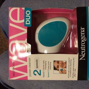Neutrogena Wave Duo power cleanser two speeds
